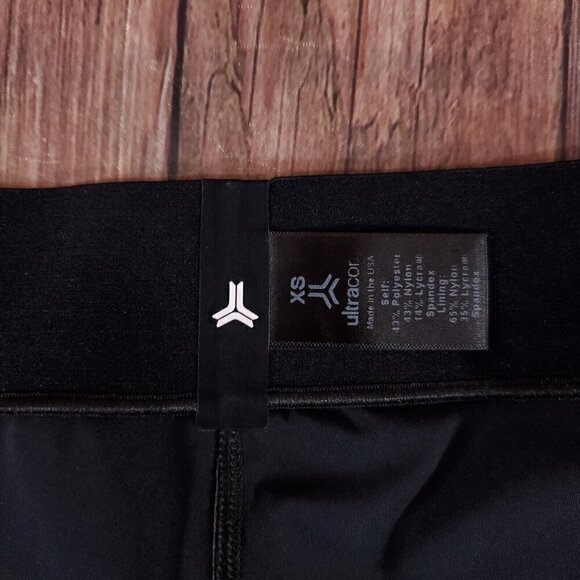 Ultracor Womens Size XS Black Gray Animal Print Leggings - Picture 10 of 13